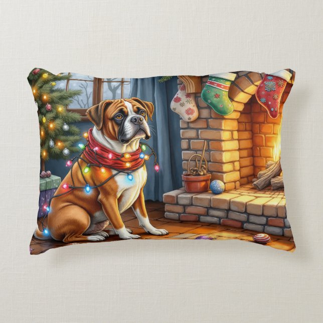 Almofada Decorativa Boxer Sitting by Fireplace with Christmas Lights (Frente)
