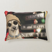 Cachorro engraçado de Natal bebendo chá de bolhas