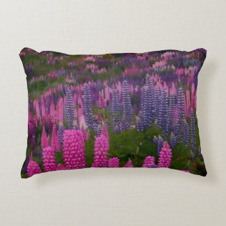 Almofada Decorativa Campo de Flores de Lupino Impressão Estética da Na