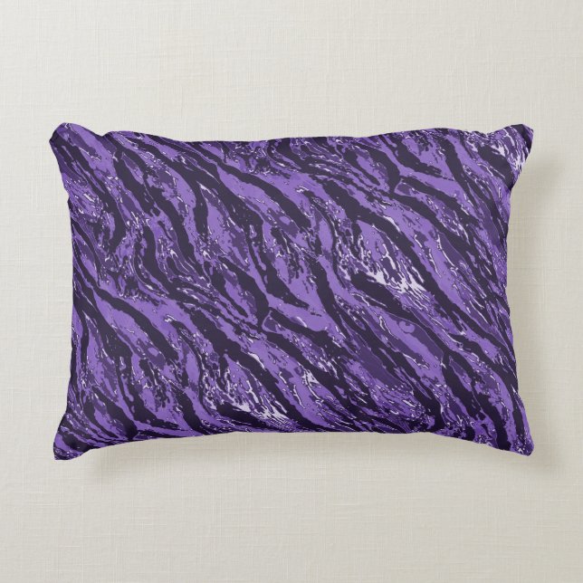 Almofada Decorativa Camuflagem Listrada Roxa (Frente)