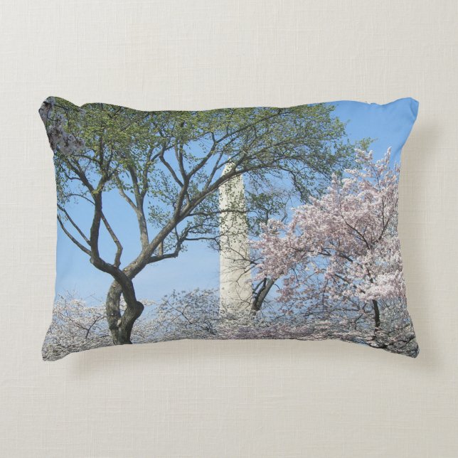 Almofada Decorativa Cherry Blossoms e o Monumento de Washington em DC (Frente)