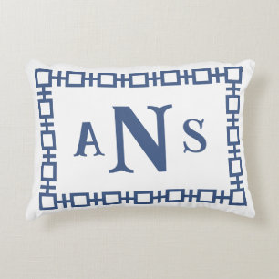 Almofada Decorativa Chuvas Espalhadas Azul Quadrado Chave Grega Monogr