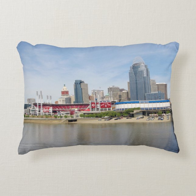 Almofada Decorativa CIncinnati, travesseiro de sotaque de Ohio (Frente)