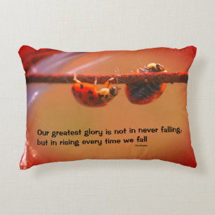 Almofada Decorativa Citação de Confúcio Inspiracional de Atitude La