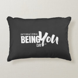 Almofada Decorativa Citação Internacional do Dia de Ser Você