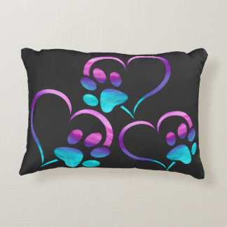 Almofada Decorativa Coração com impressão de pata de cachorro roxo cia