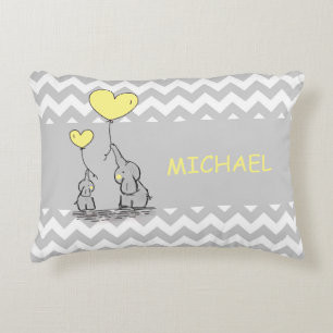 Almofada Decorativa Coração Elefante Amarelo Branco da Cinza Chevron P