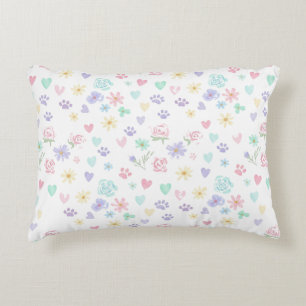 Almofada Decorativa Corações Florais em Pastel Doce e Padrão de Impres