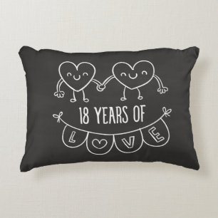 Almofada Decorativa Corações Gift Chalk do 18º aniversário