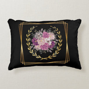 Almofada Decorativa Coroa de Louro Floral Roxo Ouro Preto Abstrato
