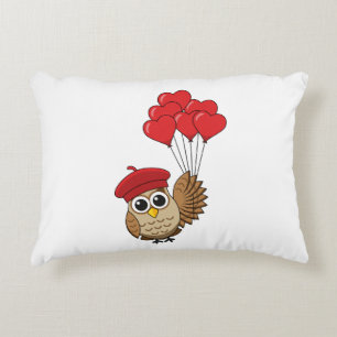 Almofada Decorativa Coruja-Bonita Voando com Balões de Coração