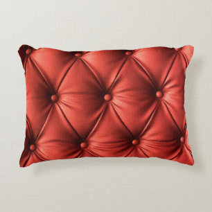 Almofada Decorativa Couro Vermelho Texturizado: Fechamento Detalhado d