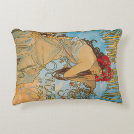 Almofada Decorativa Dealers de carruagem por Alphonse Mucha (1902)