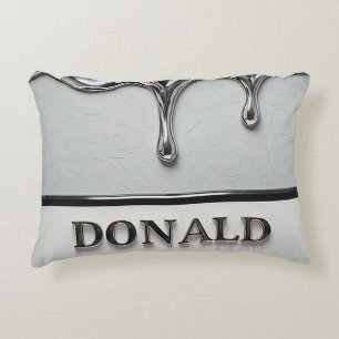 Almofada Decorativa Design Metálico Futurista com Nome em Cromado