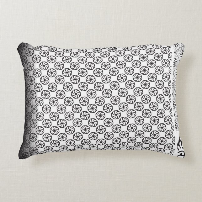 Almofada Decorativa Design preto e branco com tecido intrincado (Frente)