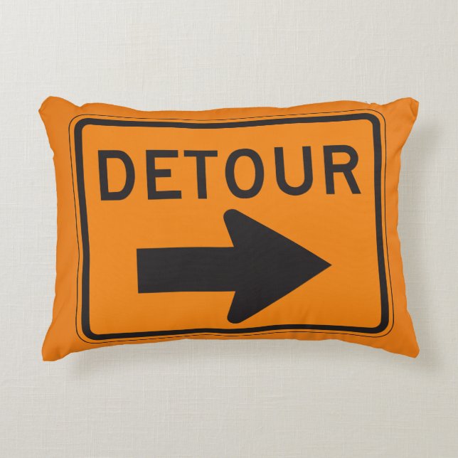 Almofada Decorativa Detour Sign Cushion (Frente)