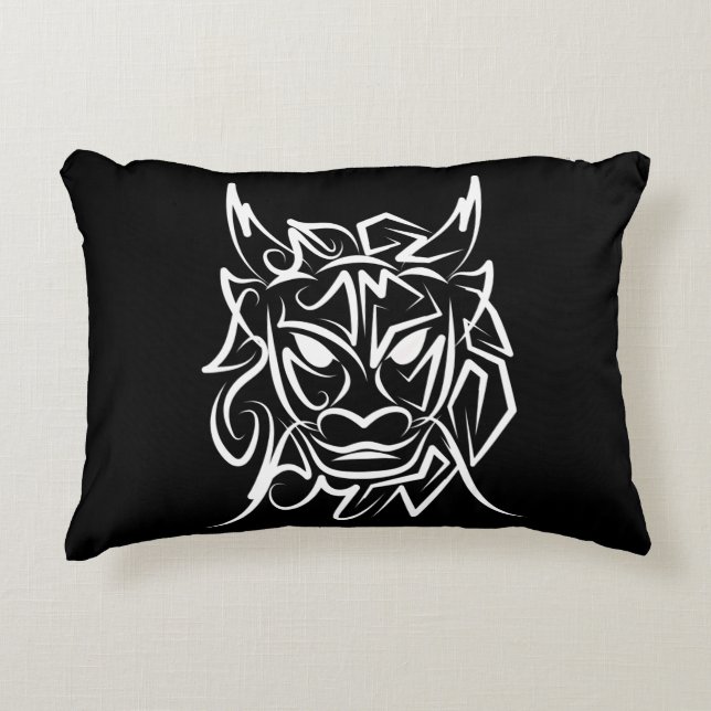 Almofada Decorativa Dragão Tribal Negro e Branco (Frente)