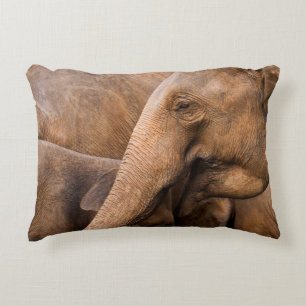 Almofada Decorativa Família Elefante: Vida Selvagem Majestosa