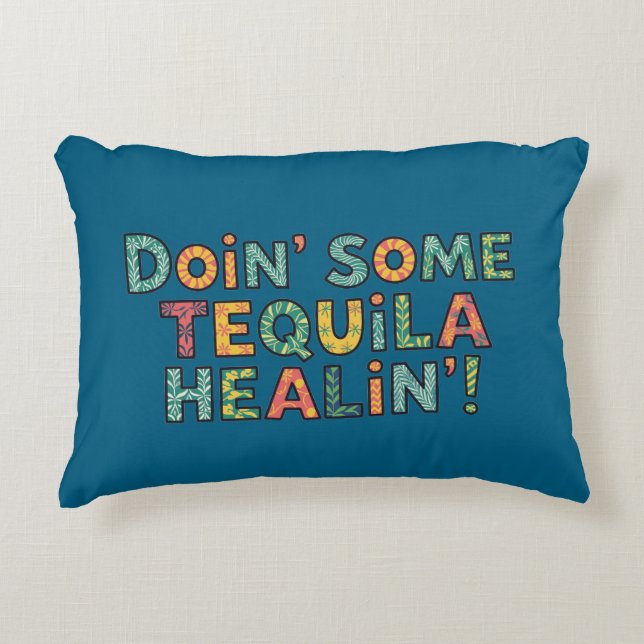 Almofada Decorativa Fazendo uma Cura de Tequila (Frente)