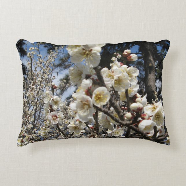 Almofada Decorativa Flor branco de cereja / Sakura / ク サ(桜) (Frente)