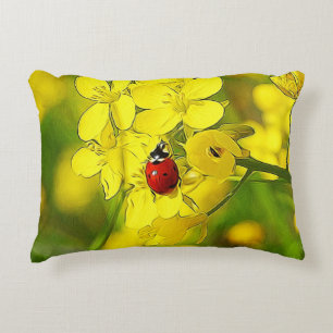 Almofada Decorativa Flor de Canola Amarela Boa Sorte Vermelha Ladybug