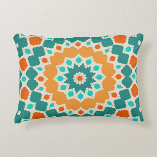 Almofada Decorativa Flores e Diamantes verdes, Dourados e vermelhos