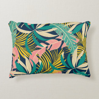 Almofada Decorativa Folhas tropicais coloridas: padrão de verão.