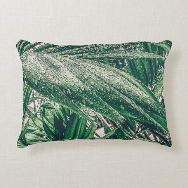 Almofada Decorativa Folhas tropicais com gotas de chuva (Frente)