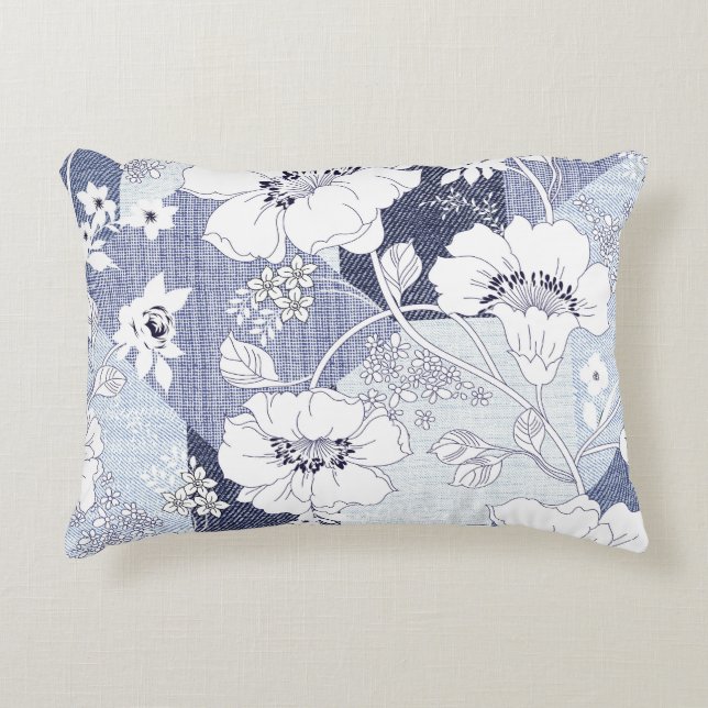 Almofada Decorativa Folheto de flores de Denim, padrão perfeito. (Frente)