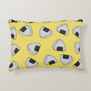 Almofada Decorativa Fundo Onigiri (bola de arroz japonesa). Sem costur