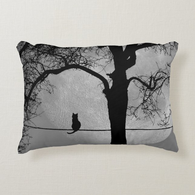 Almofada Decorativa Gato em uma lua cheia de fio (Frente)