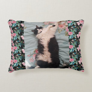 Almofada Decorativa Gato Engraçado, fazendo uma festa feliz para gato