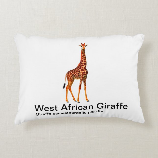 Almofada Decorativa Girafa em travesseiro de fundo branco (Frente)