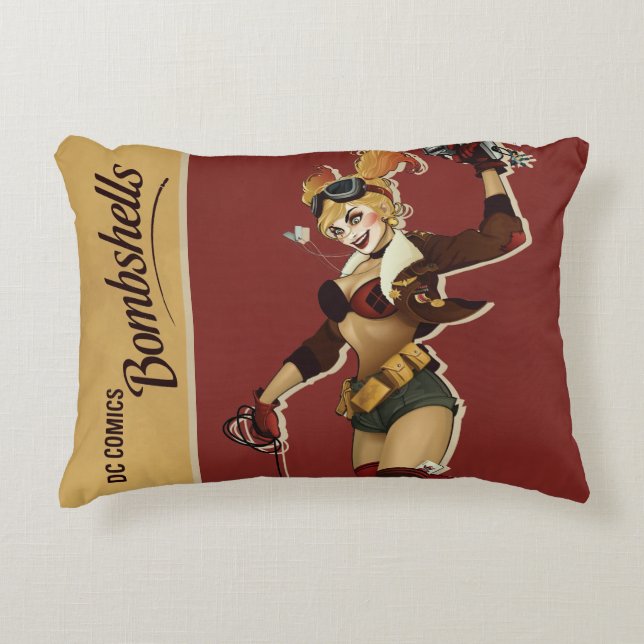Almofada Decorativa Harley Quinn Bombshell Pinup (Frente)