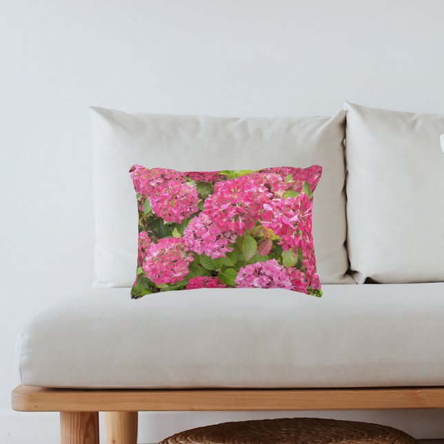 Almofada Decorativa Hidrangea Blooms Rosa Floral (In Situ Sofa)