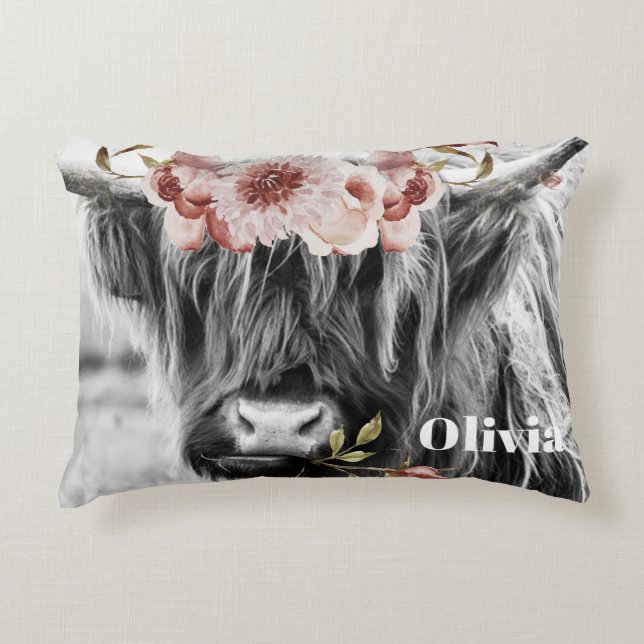 Almofada Decorativa Highland Cow Floral | Nome das Crianças de Cowgirl (Frente)
