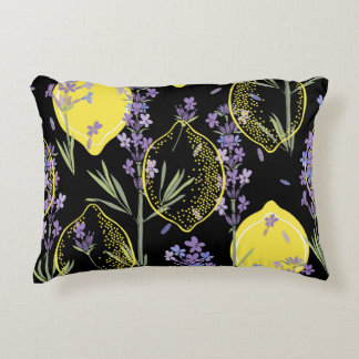 Almofada Decorativa Ilustração da colheita de limões de Lavanda floral