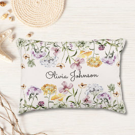 Almofada Decorativa Jardim de Flores Silvestres com Nome Personalizado