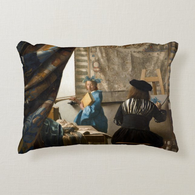 Almofada Decorativa Johannes Vermeer - A Alegoria da Pintura (Frente)