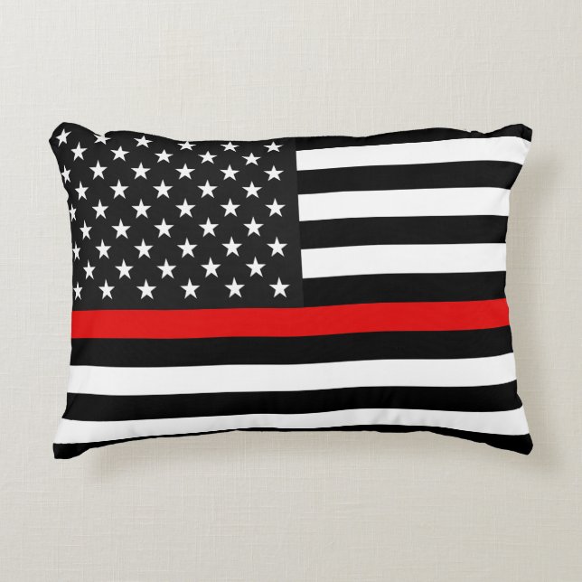 Almofada Decorativa Linha vermelha fina bandeira americana (Frente)