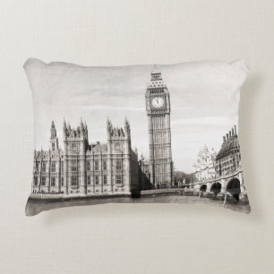 Almofada Decorativa Londres antiga, preto e branco.