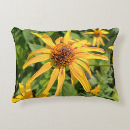 Almofada Decorativa Macro de Flores Falsas