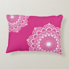 Almofada Decorativa Mandala Branco em Fundo Rosa