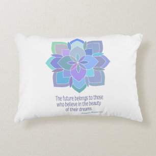 Almofada Decorativa Mandala Eleanor Roosevelt Belty Cote