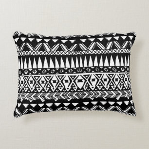 Almofada Decorativa Mão preto e branco asteca tribal moderno tirado