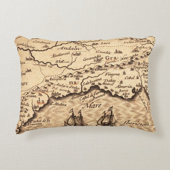 Almofada Decorativa Mapa antigo antigo inspirado (3) (Frente)