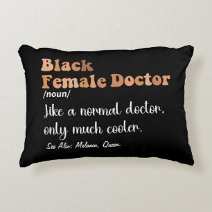 Almofada Decorativa Médica Negra Feminina Definição Divertida Mulheres