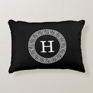 Almofada Decorativa Monograma Inicial da Chave Grego Branco Preto