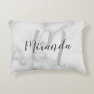 Almofada Decorativa Monograma Personalizado Moderno e Símbolo Branco