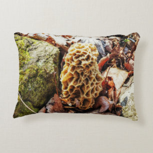 Almofada Decorativa Morel Mushroom na Natureza